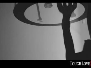 Toughlovex september 治世 initiates 彼女の 夢 a 現実