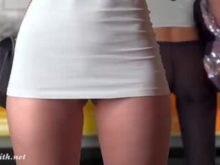 Sub fusta intermitent în subway â virtual realitate cu jeny smith