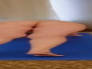 Desirable для дорослих vee робить голий yoga&excl;