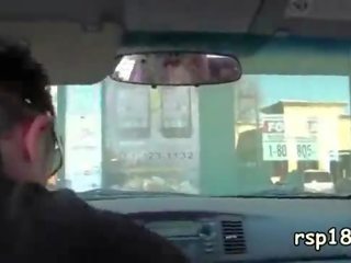 닥치는대로의 학생 파티 회전 으로 그룹 주신 제