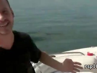 組 的 放蕩 學院 青少年 使 一個 狂歡 在 一 房子 黨